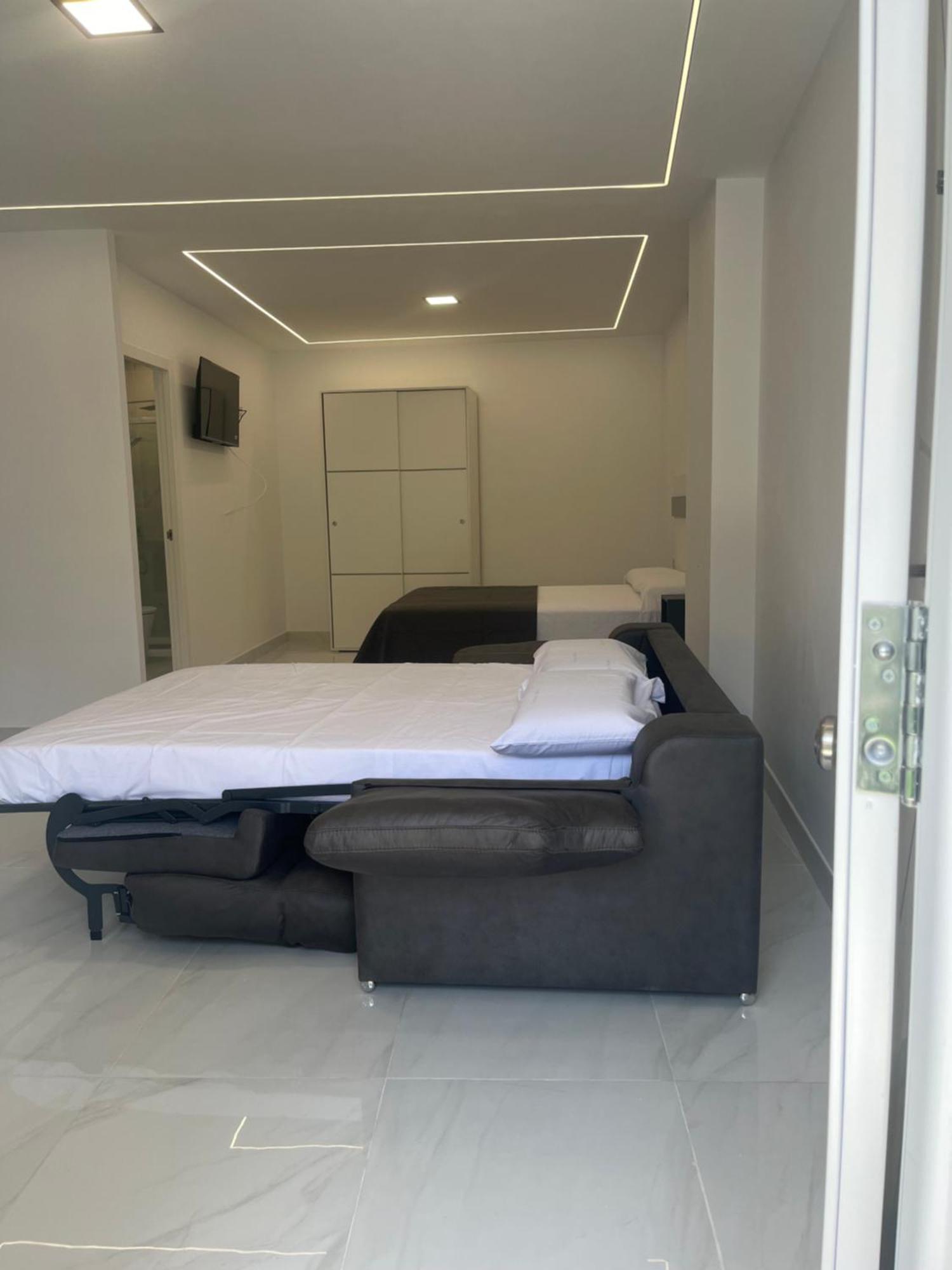 Villa Amir Fuengirola Bagian luar foto