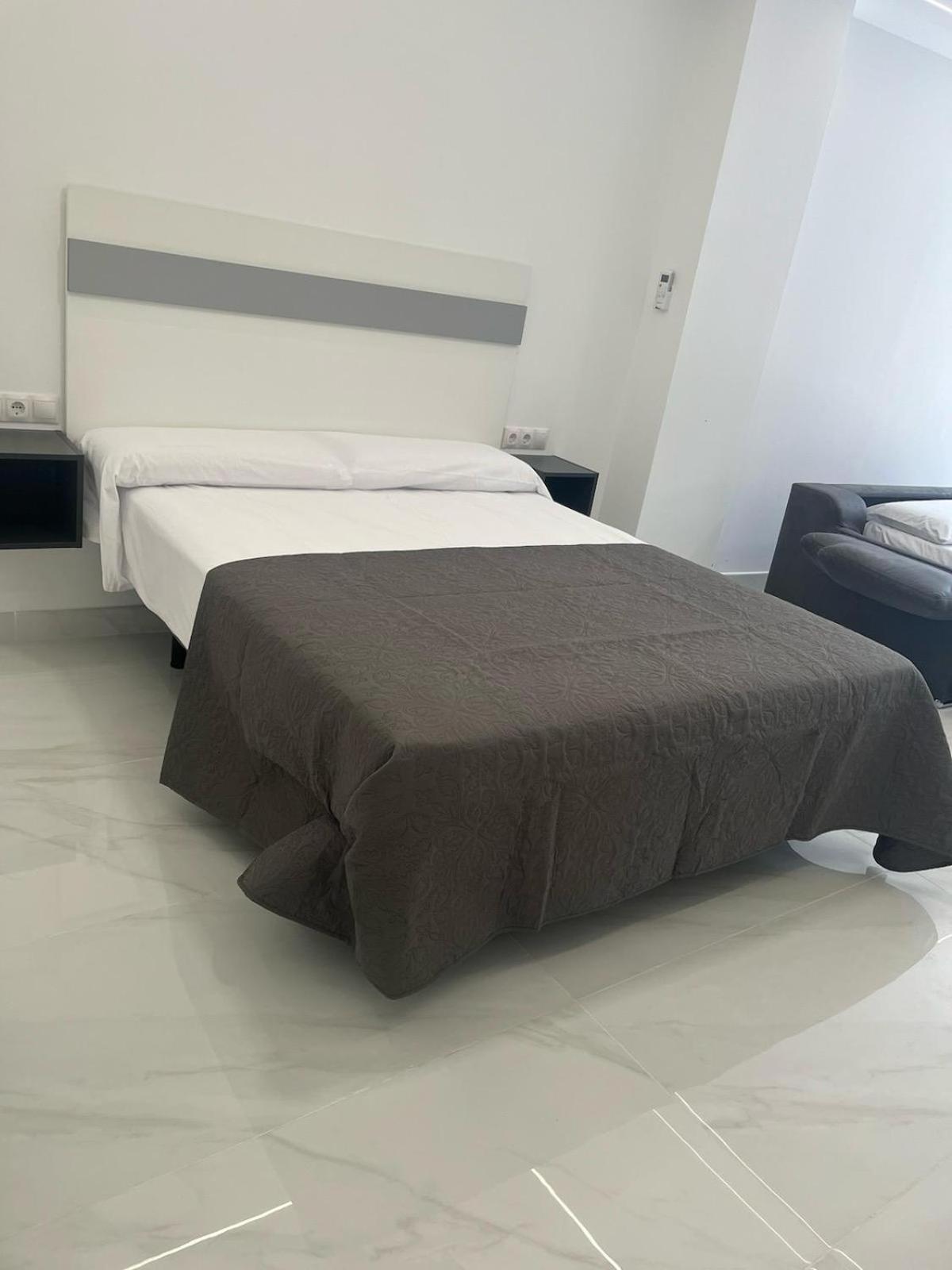 Villa Amir Fuengirola Bagian luar foto