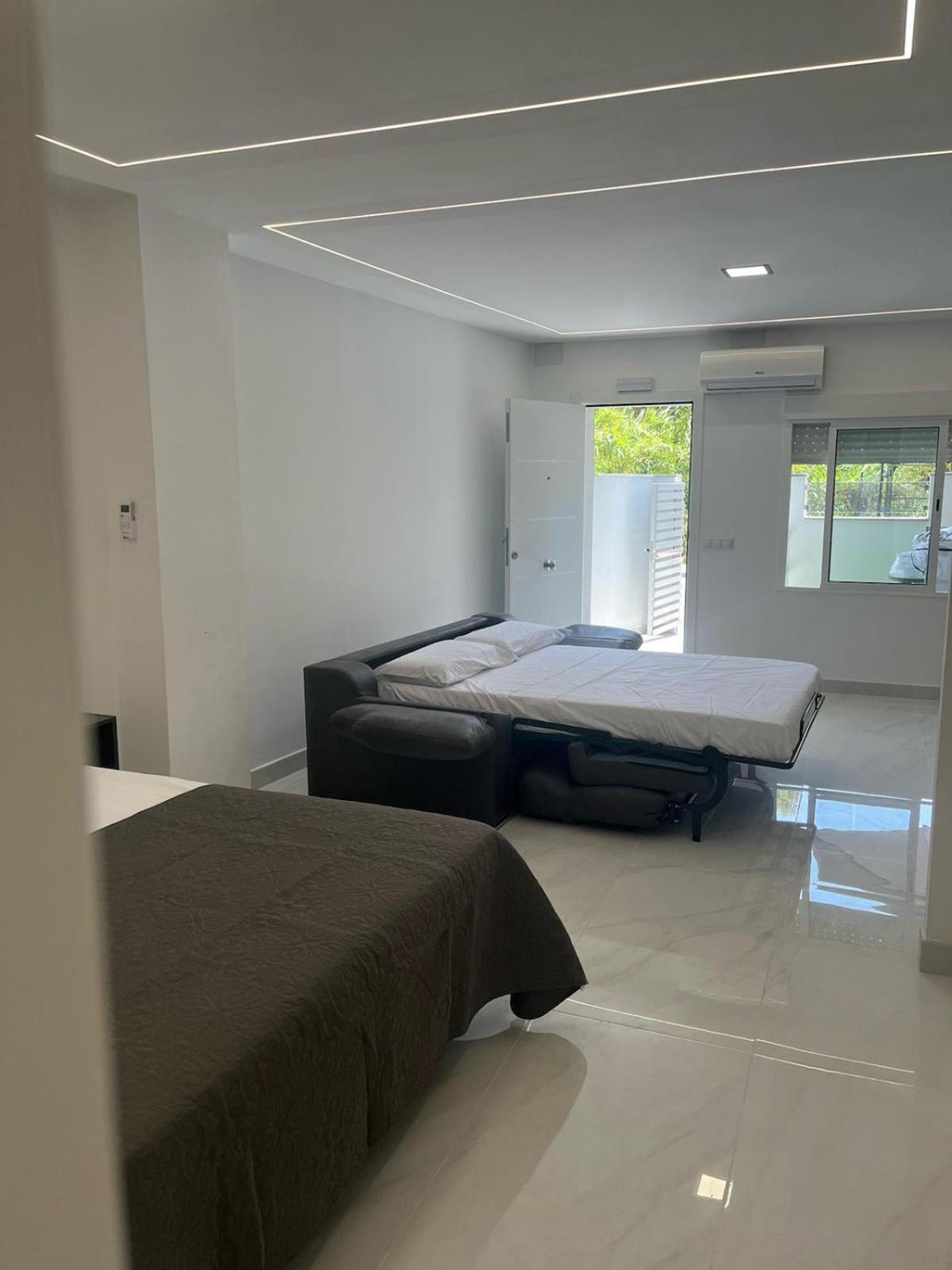 Villa Amir Fuengirola Bagian luar foto